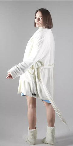 Fluffy Short Off white Robe