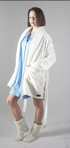 Fluffy Short Off white Robe